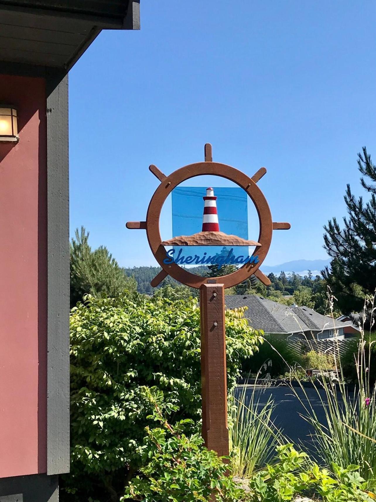 Sheringham Townhouse - Sooke Bagian luar foto