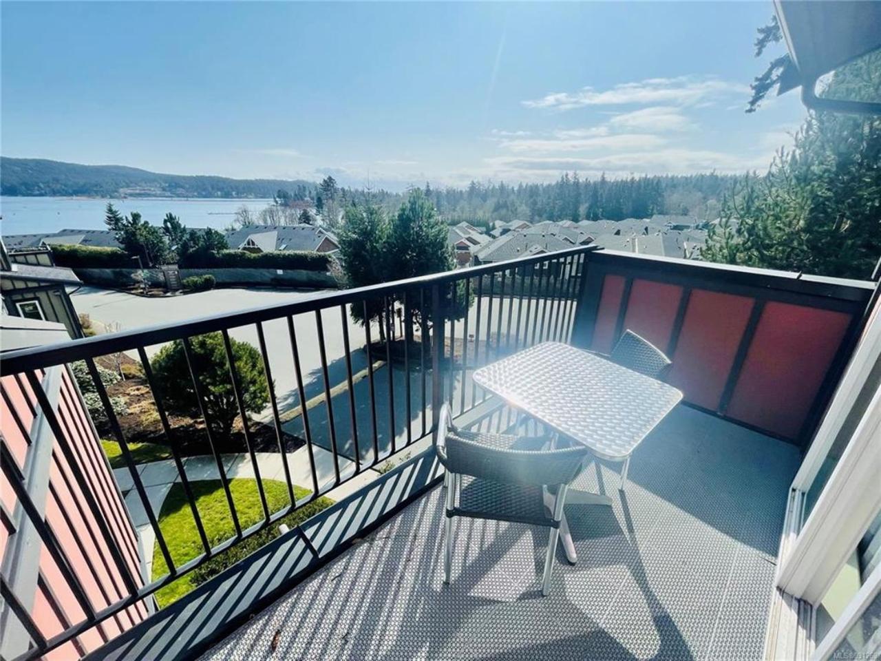 Sheringham Townhouse - Sooke Bagian luar foto