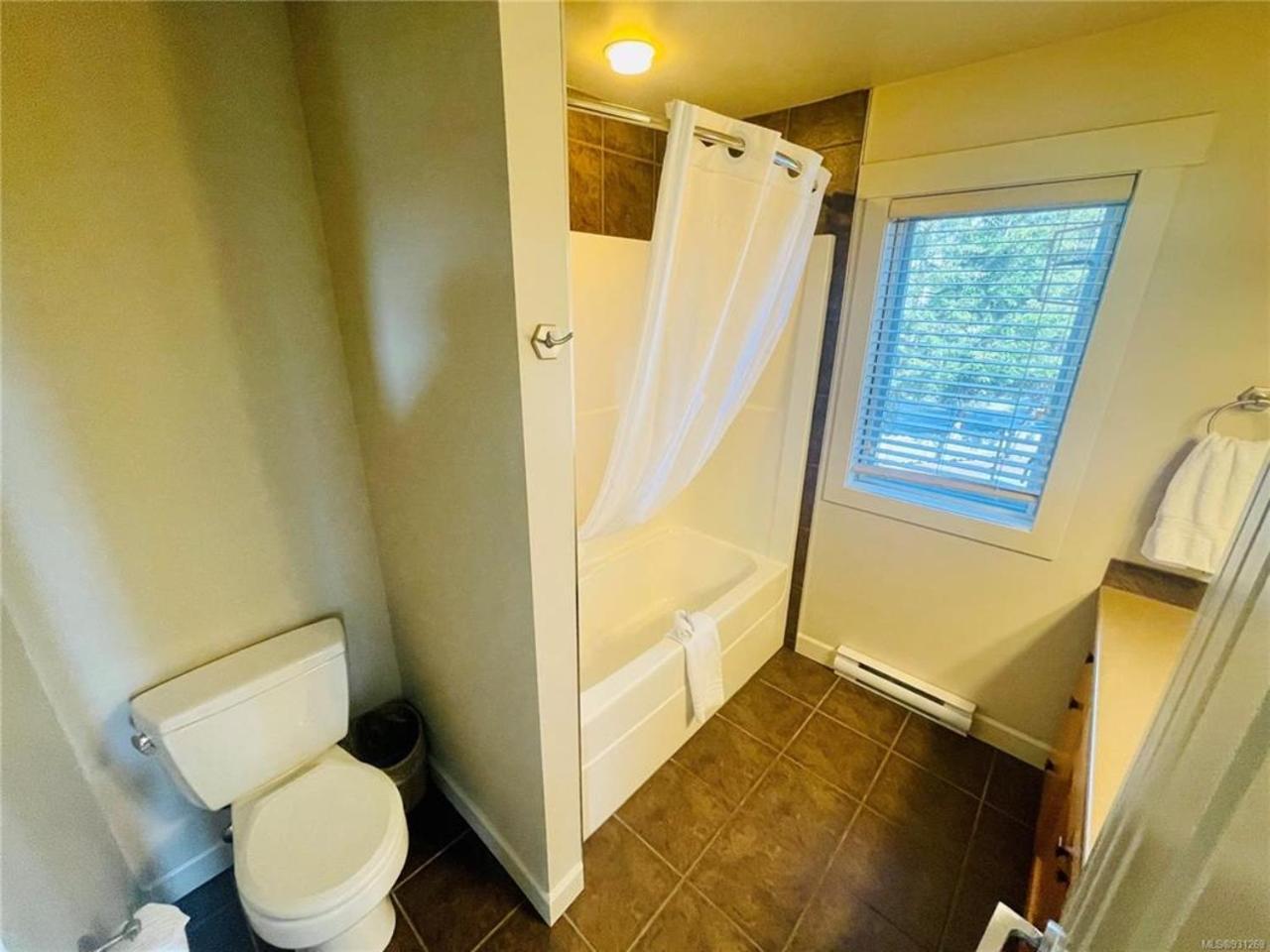 Sheringham Townhouse - Sooke Bagian luar foto